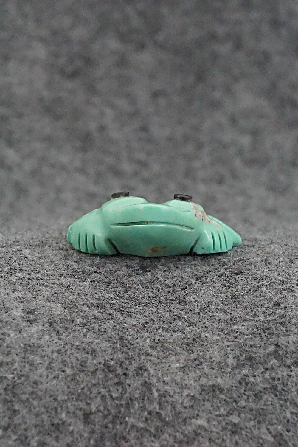 Frog Zuni Fetish Carving - Reynold Lunasee