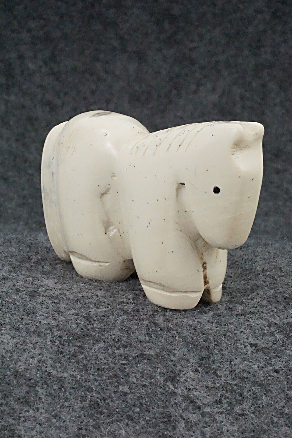 Horse Zuni Fetish Carving - Justin Red Elk