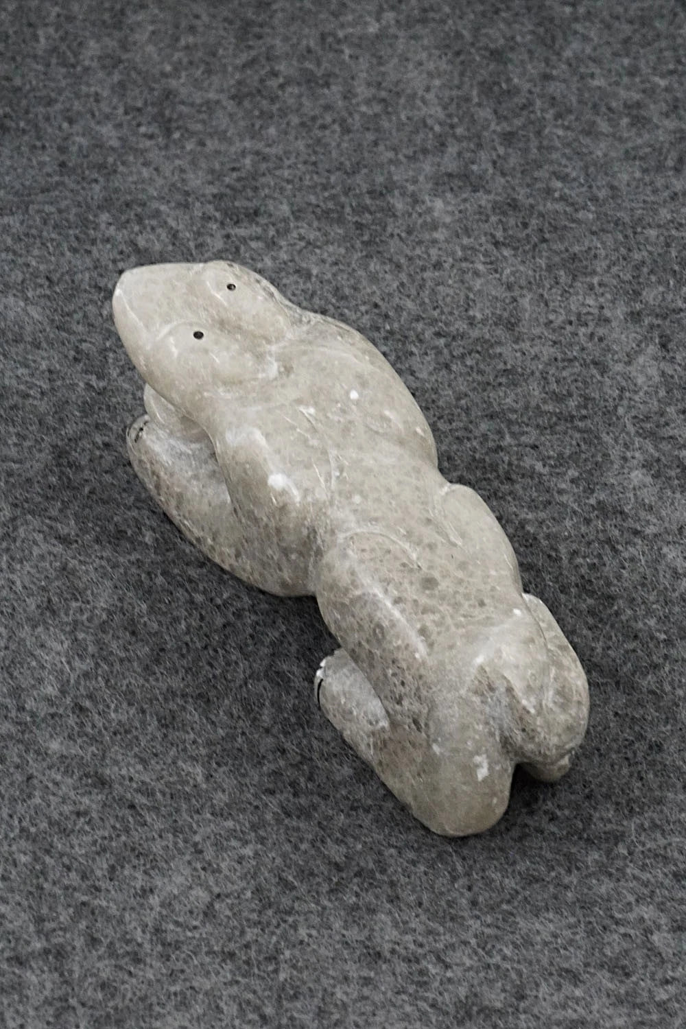Mountain Lion Zuni Fetish Carving - Rick Kallestewa