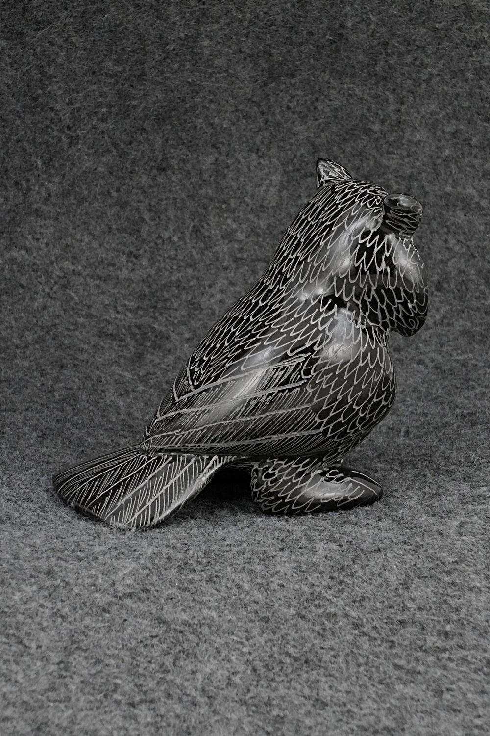 Owl Zuni Fetish Carving - Nelson Yatsattie