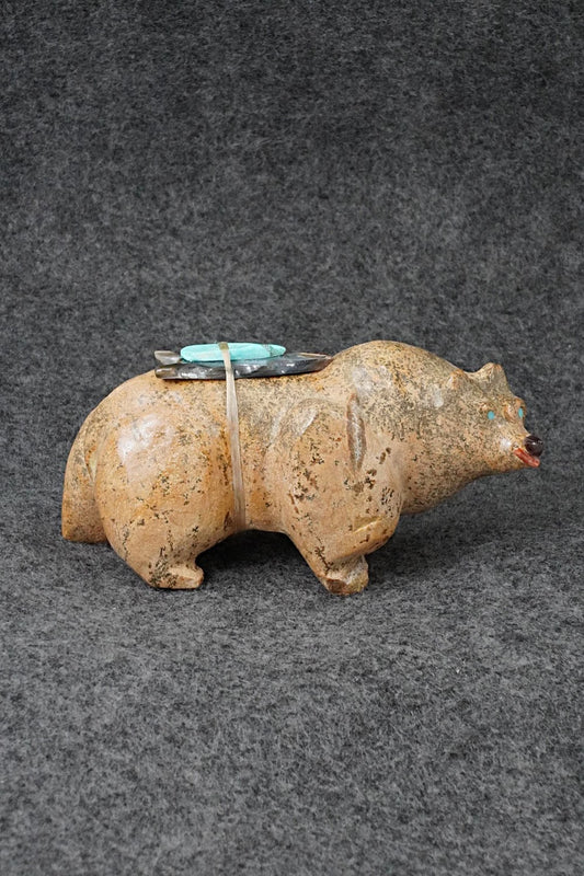 Bear Zuni Fetish Carving - Freddie Leekya