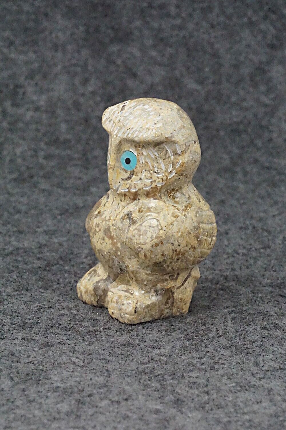 Owl Zuni Fetish Carving - Andres Lementino