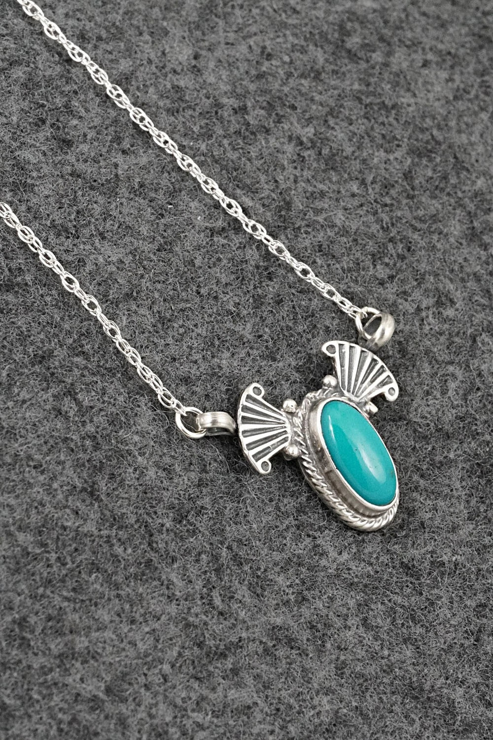 Turquoise & Sterling Silver Necklace - Verley Betone