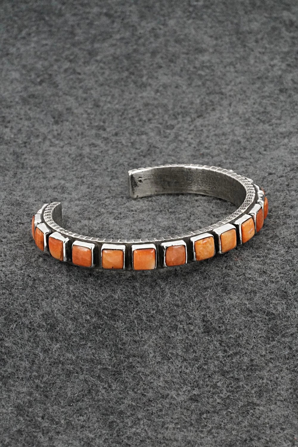 Spiny Oyster & Sterling Silver Bracelet - Ernest Rangel