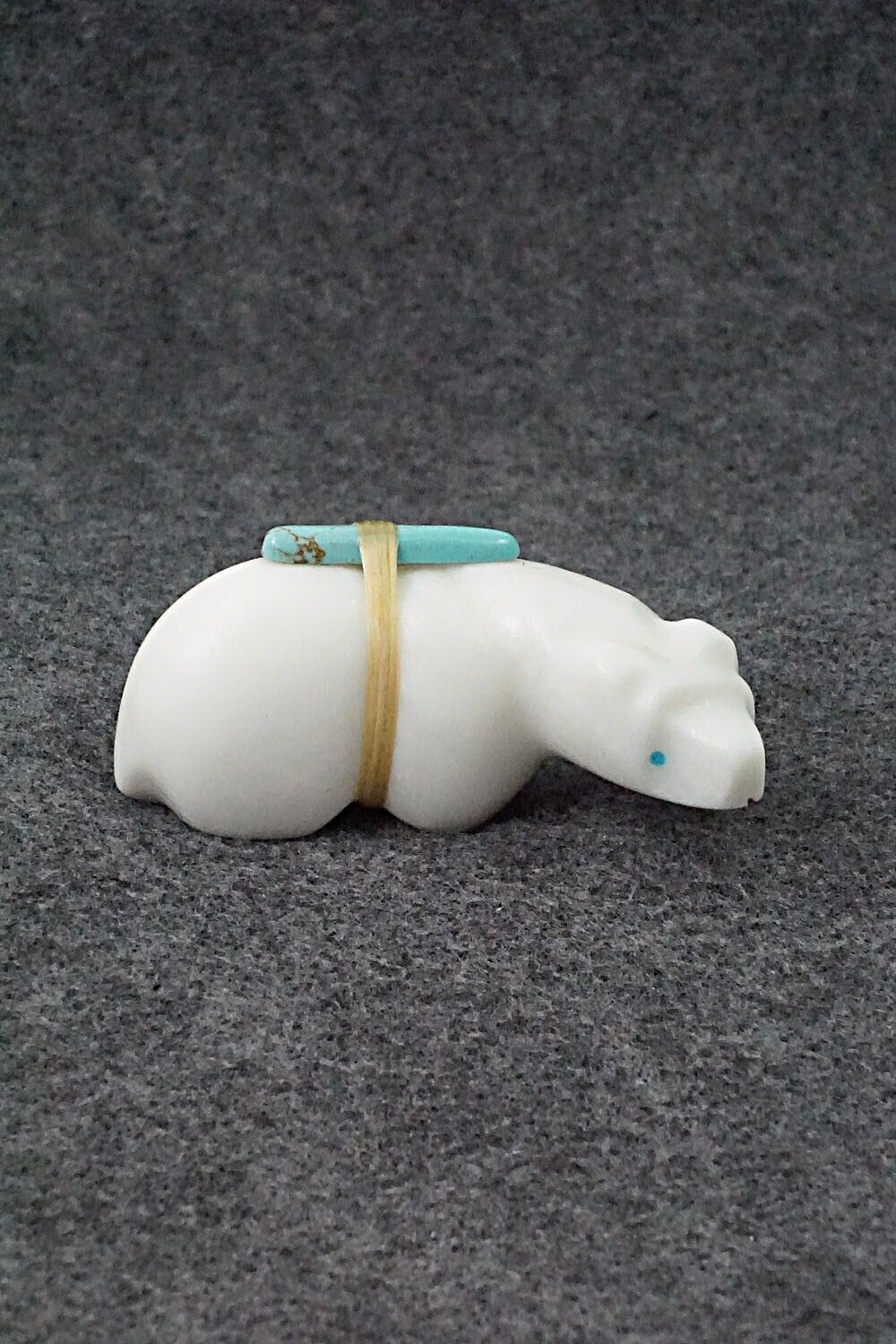 Bear Zuni Fetish Carving - Herbert Halate