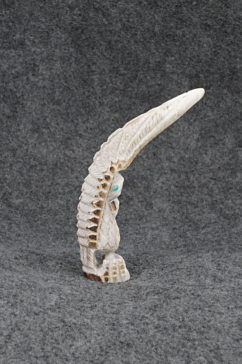Eagle Zuni Fetish Carving - Garrick Weeka