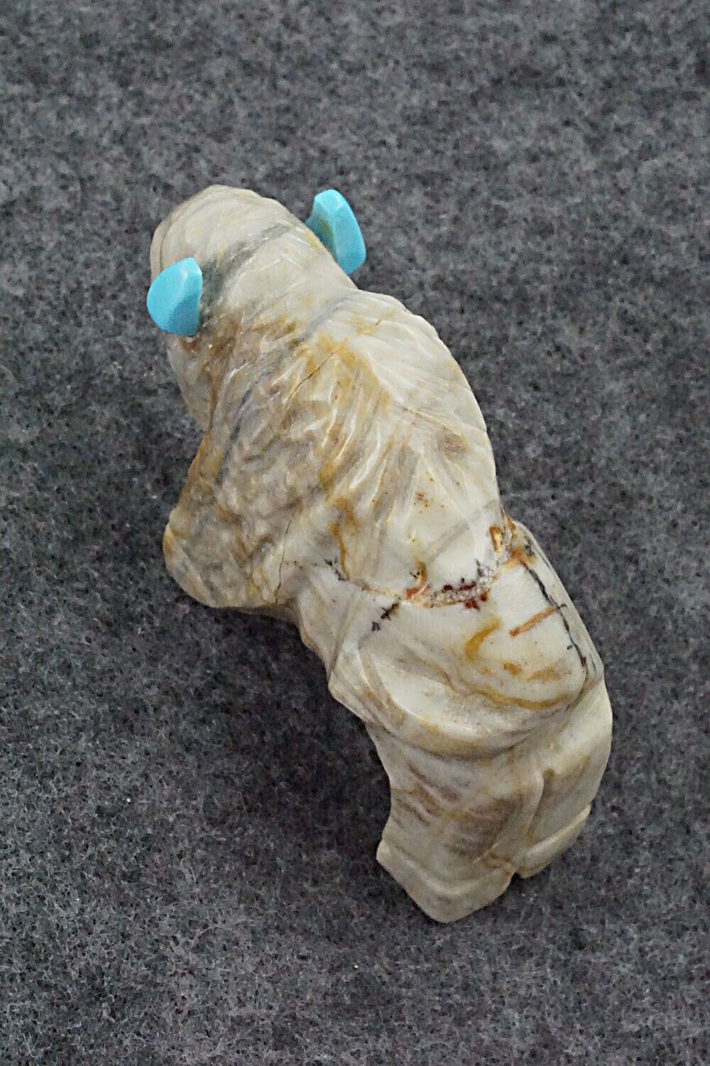 Buffalo Zuni Fetish Carving - Kevin Quam