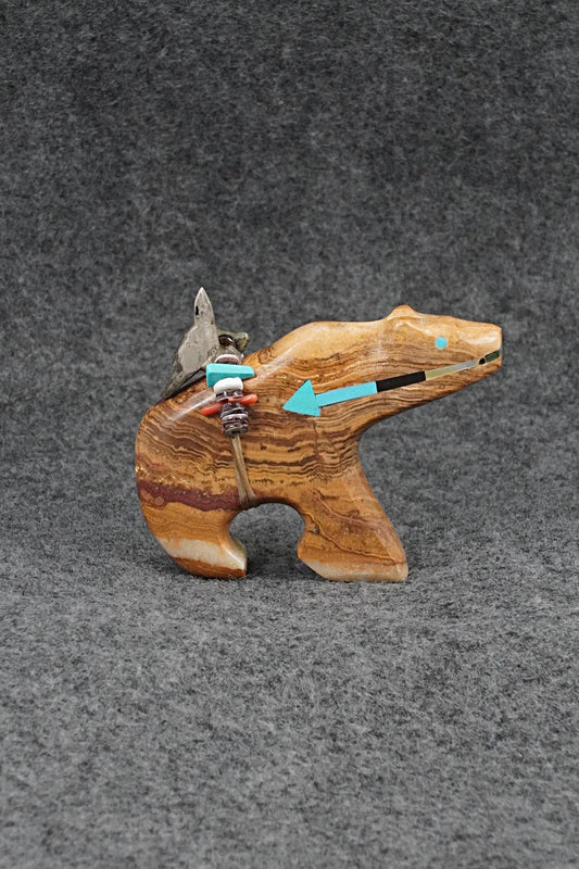 Bear Zuni Fetish Carving - Fernando Laiwakete