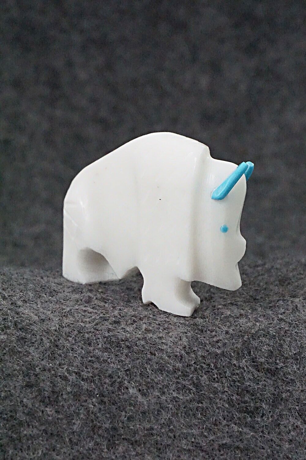 Buffalo Zuni Fetish Carving - Todd Etsate