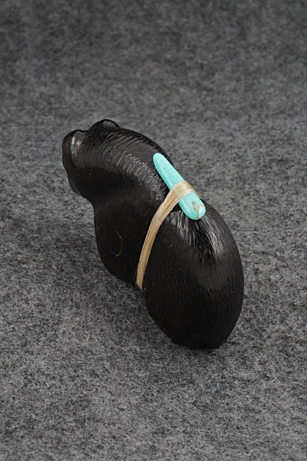 Bear Zuni Fetish Carving - Herb Halate