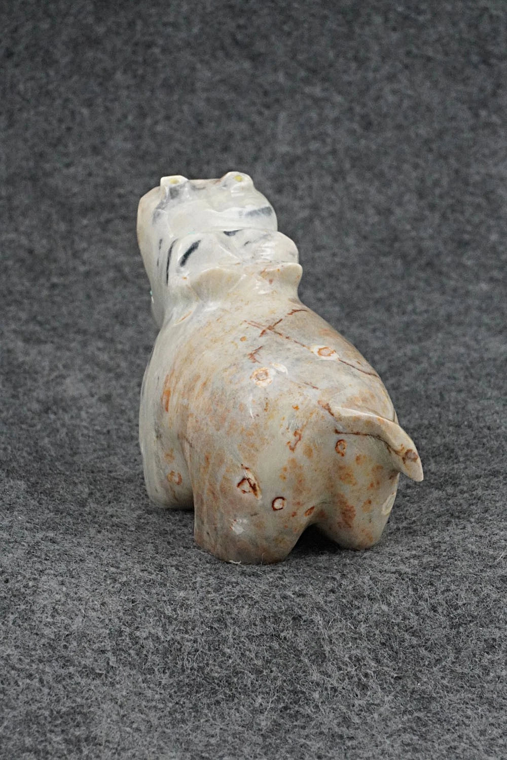 Hippo Zuni Fetish Carving - Enrike Leekya