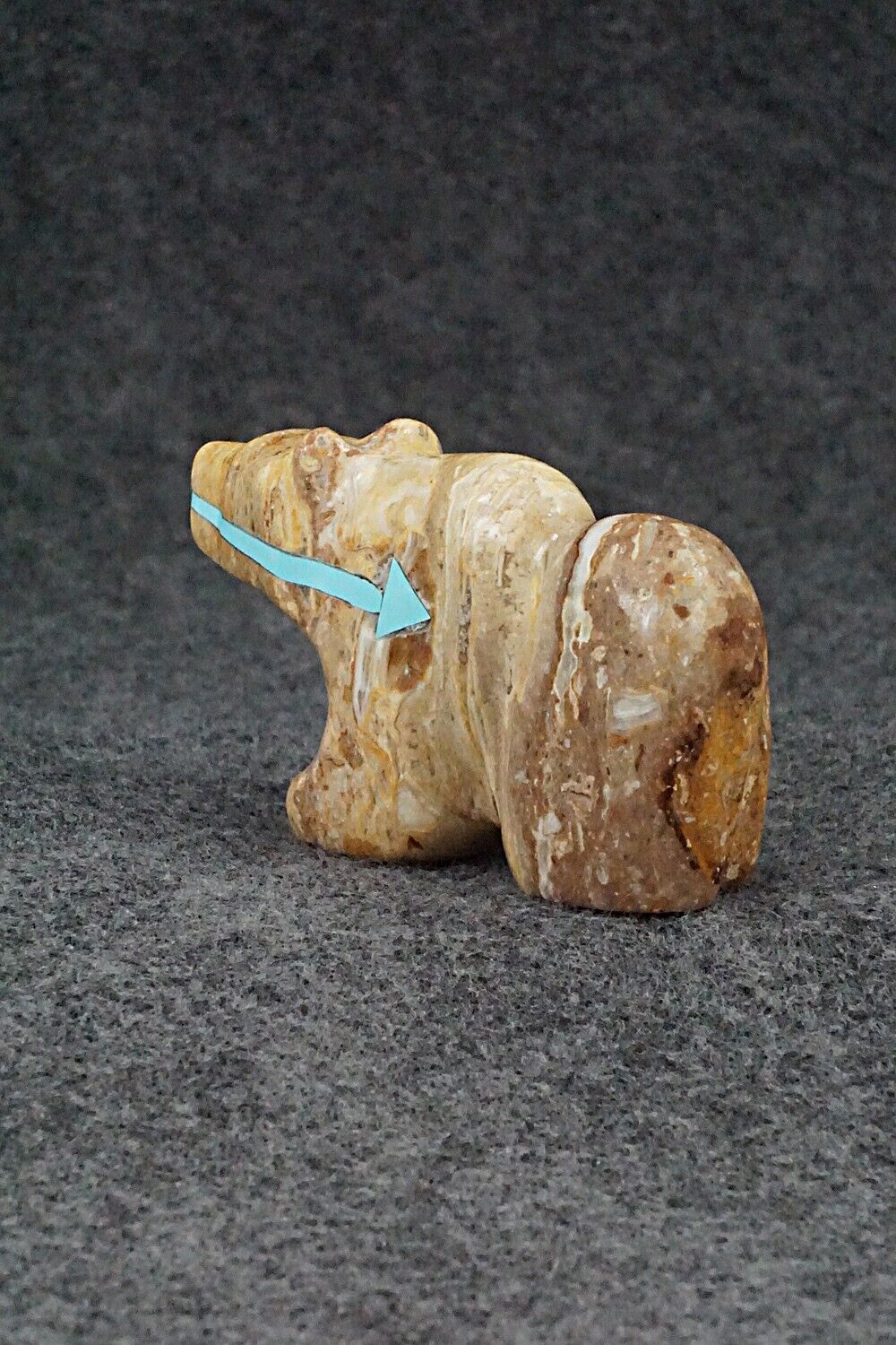 Bear Zuni Fetish Carving - Donavon Laiwakete