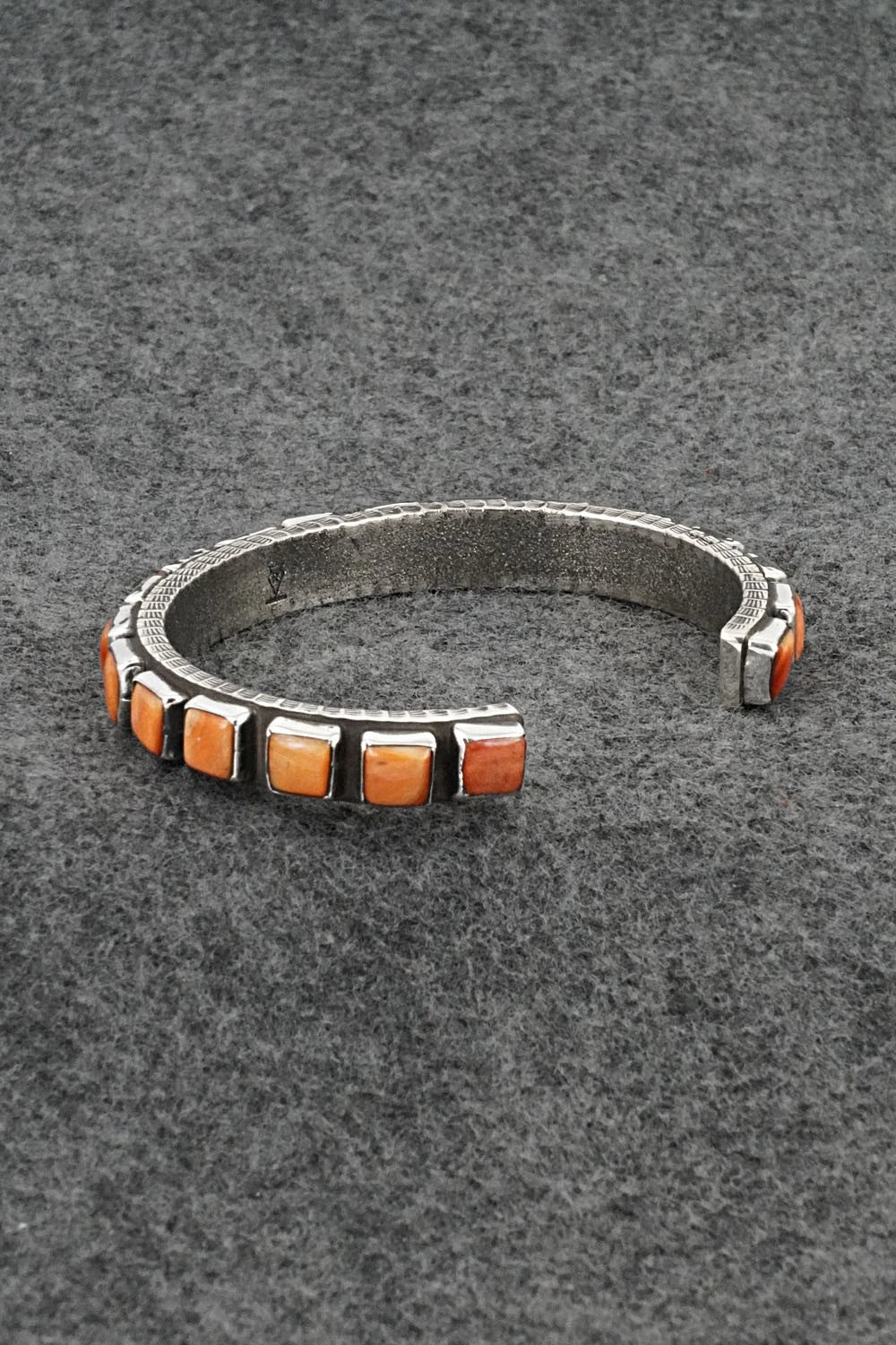 Spiny Oyster & Sterling Silver Bracelet - Ernest Rangel