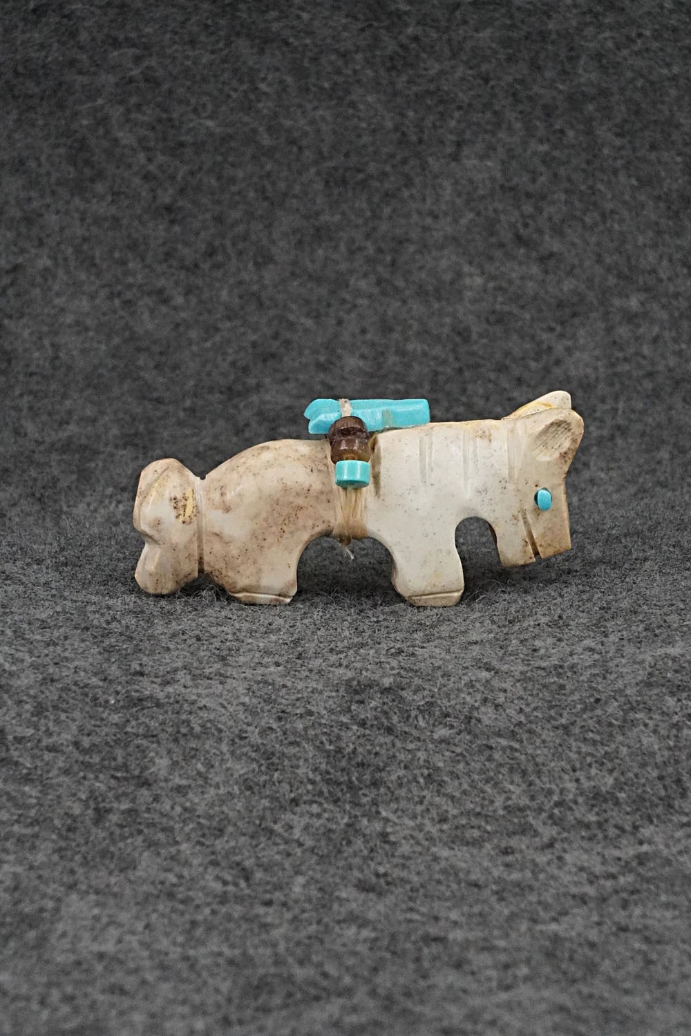 Horse Zuni Fetish Carving - Danette Laate