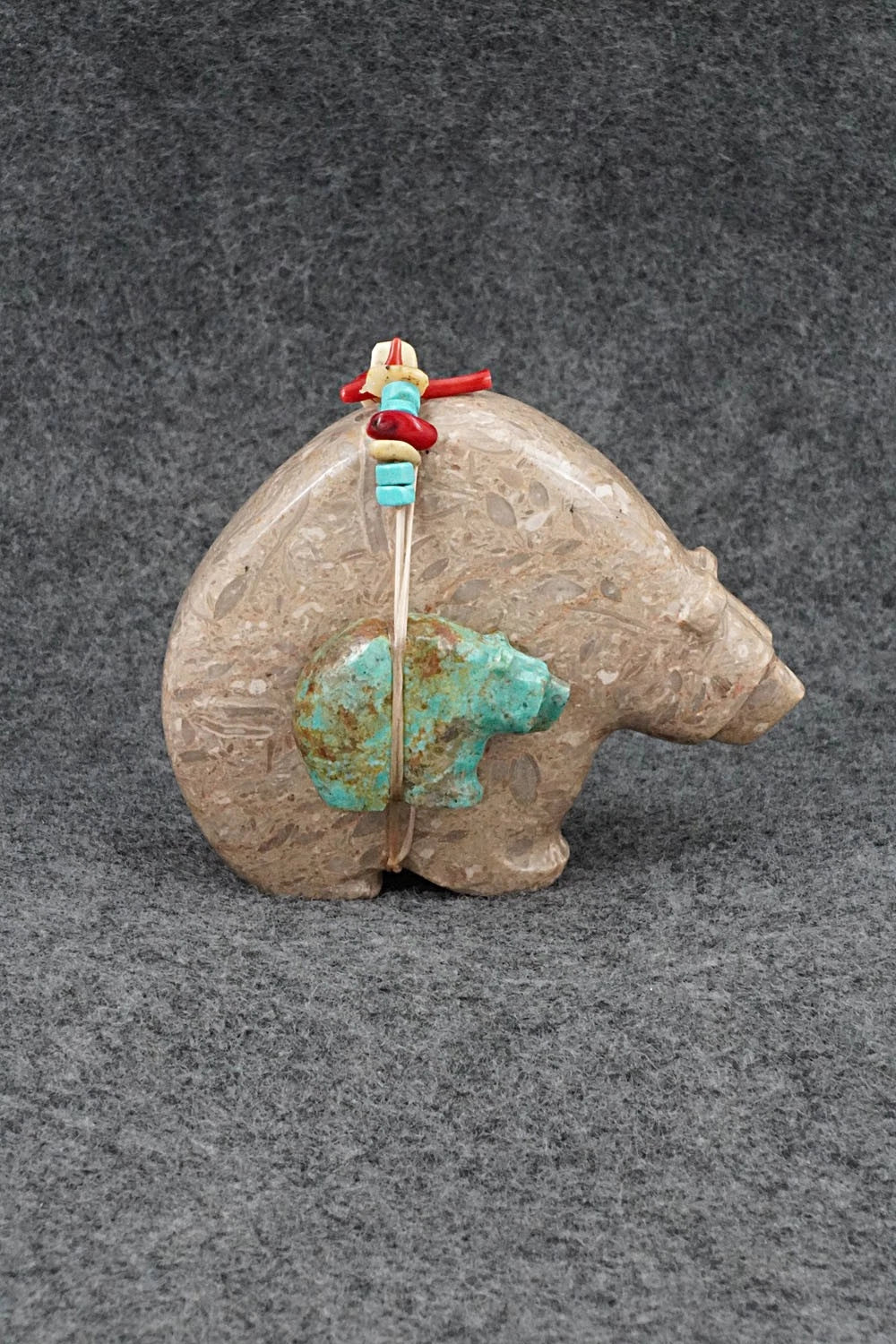 Bear Zuni Fetish Carving - Farlan & Paulette Quam