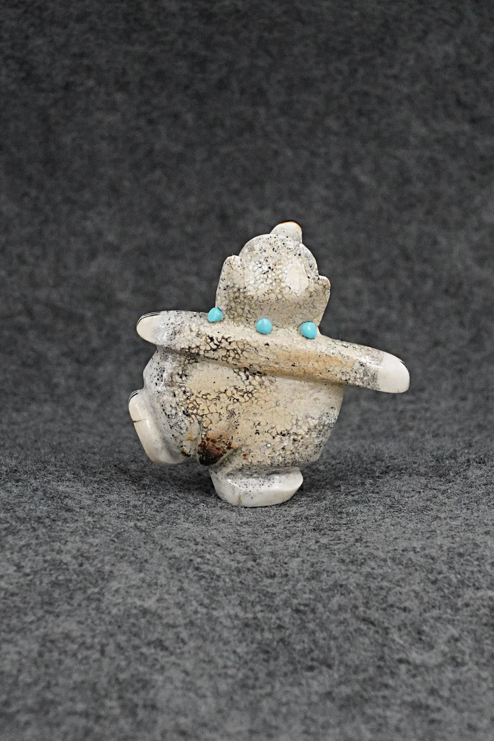 Dancing Bear Zuni Fetish Carving - Claudia Peina