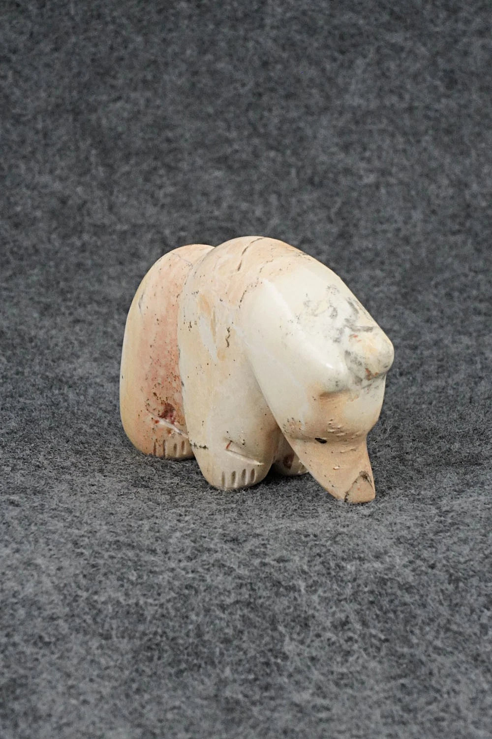 Bear Zuni Fetish Carving - Justin Red Elk