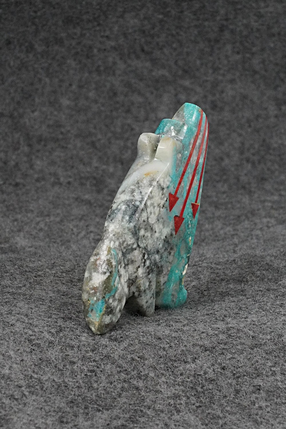 Wolf Zuni Fetish Carving - Bernard Laiwekete