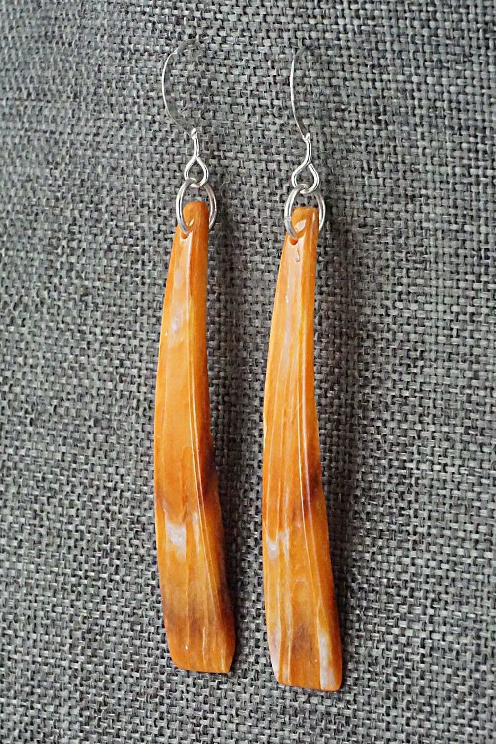 Spiny Oyster & Sterling Silver Earrings - Jesus Espino