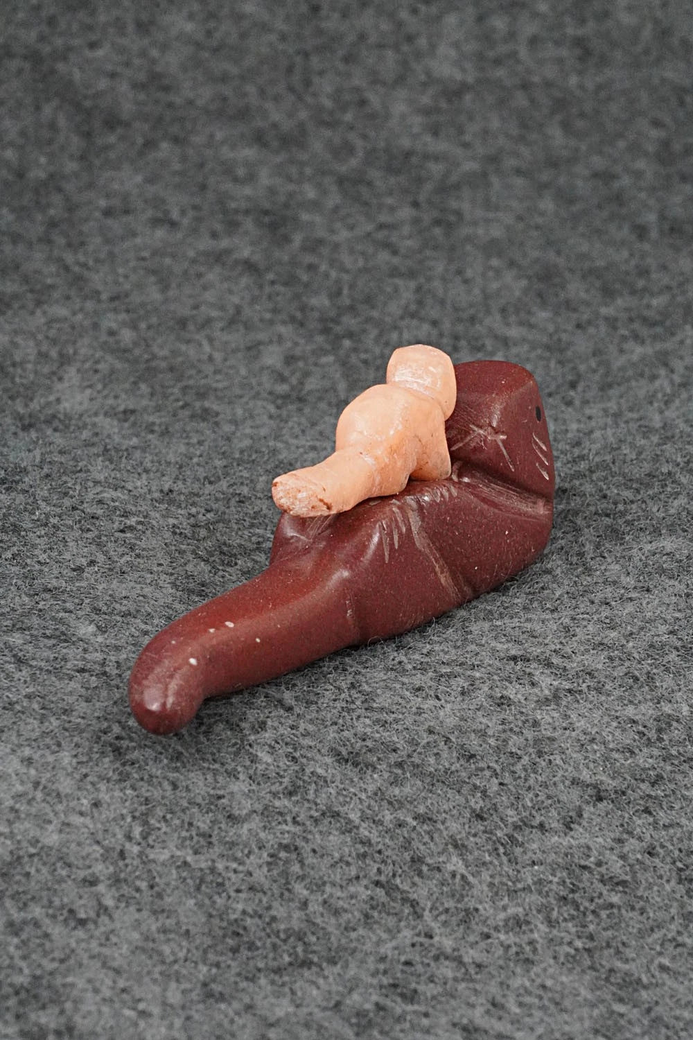 Otter Zuni Fetish Carving - Justin Red Elk