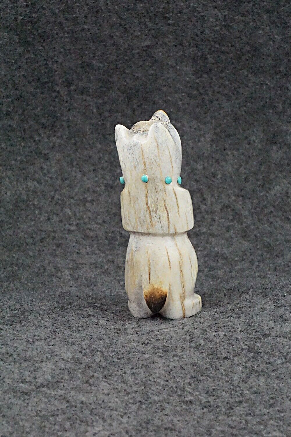 Bear Zuni Fetish Carving - Claudia Peina