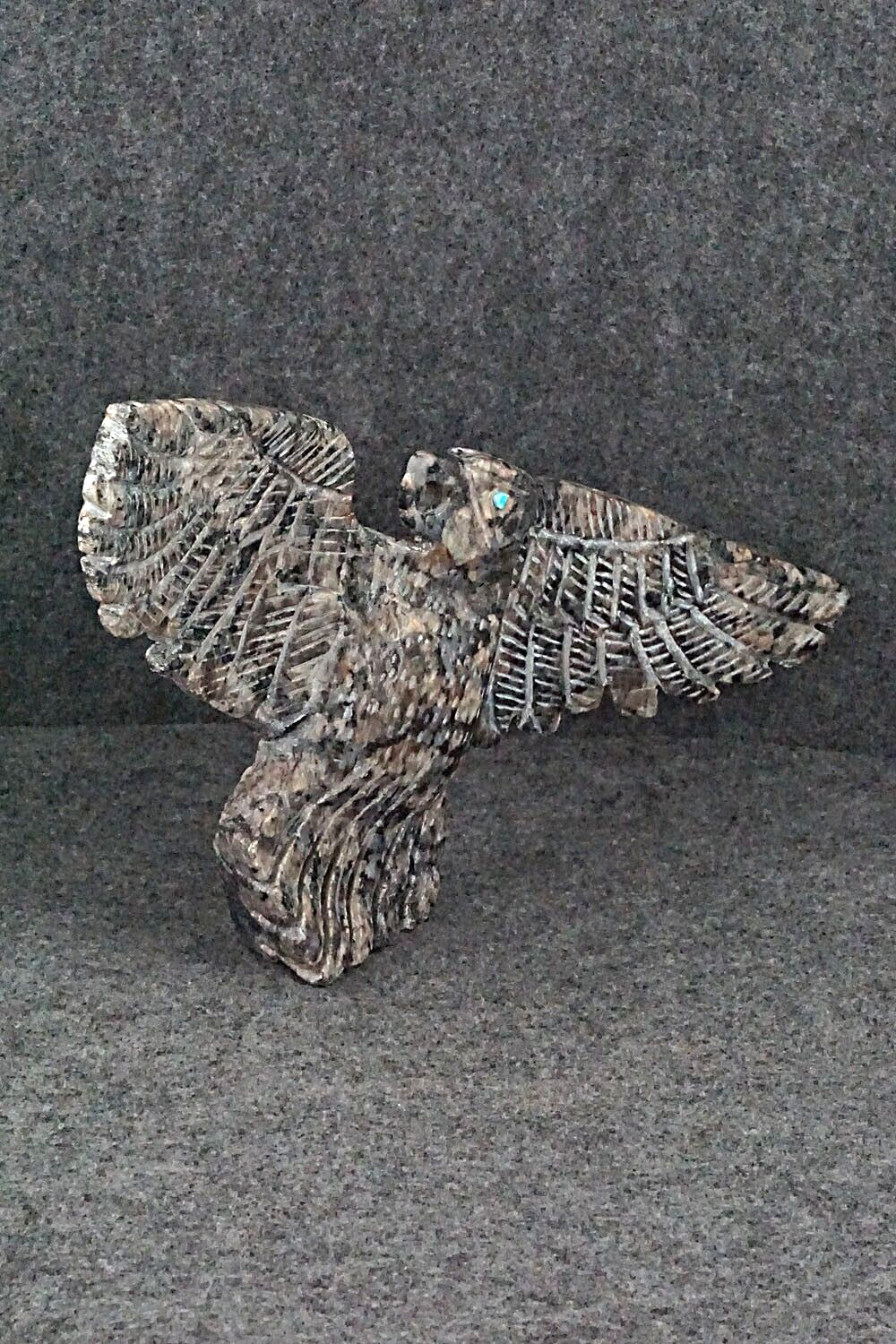 Large Eagle Zuni Fetish Carving - Jerrold Lahaleon
