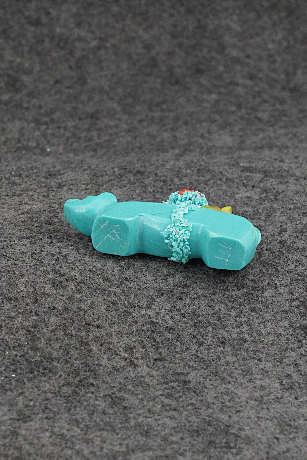 Bear Zuni Fetish Carving - Marvelita Phillips
