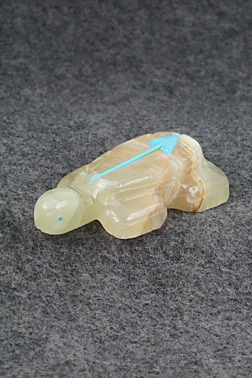 Turtle Zuni Fetish Carving - Bennie Bacy
