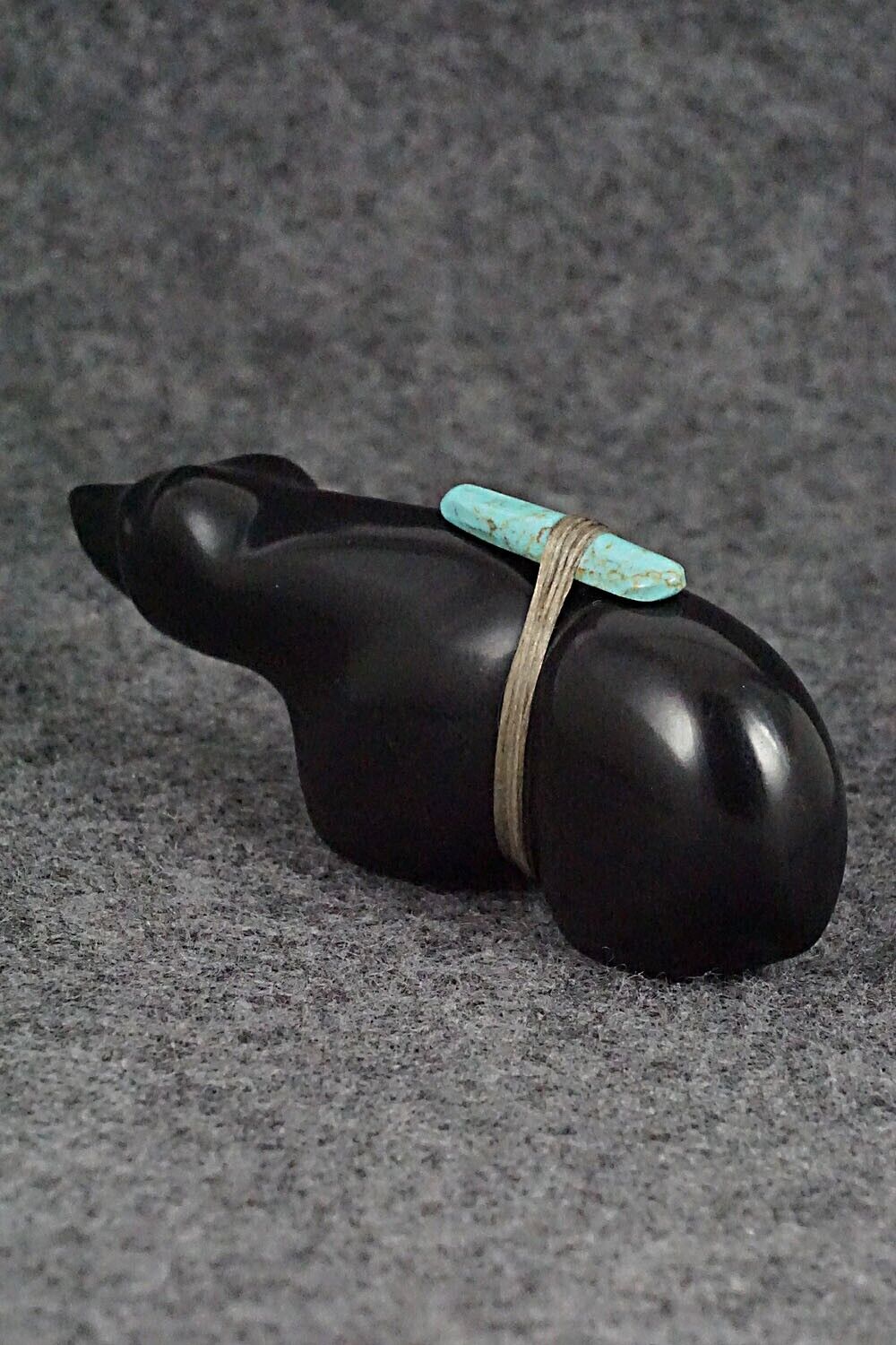 Bear Zuni Fetish Carving - Herbert Halate