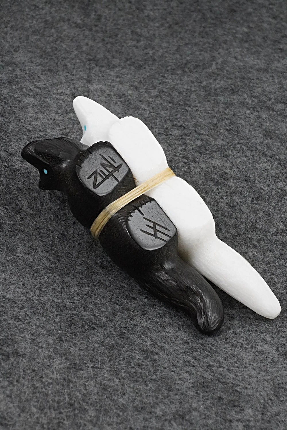 Wolf Zuni Fetish Carving - Herb Halate