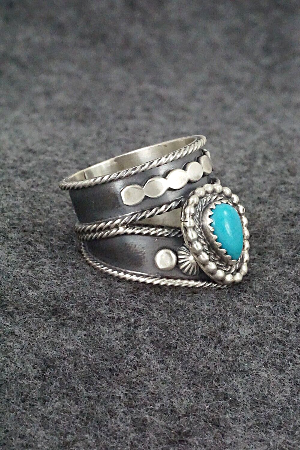 Turquoise & Sterling Silver Ring - Tom Lewis - Size 9
