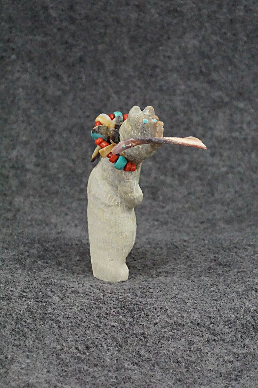 Bear with Fish Zuni Fetish Carving - Douglas Martza