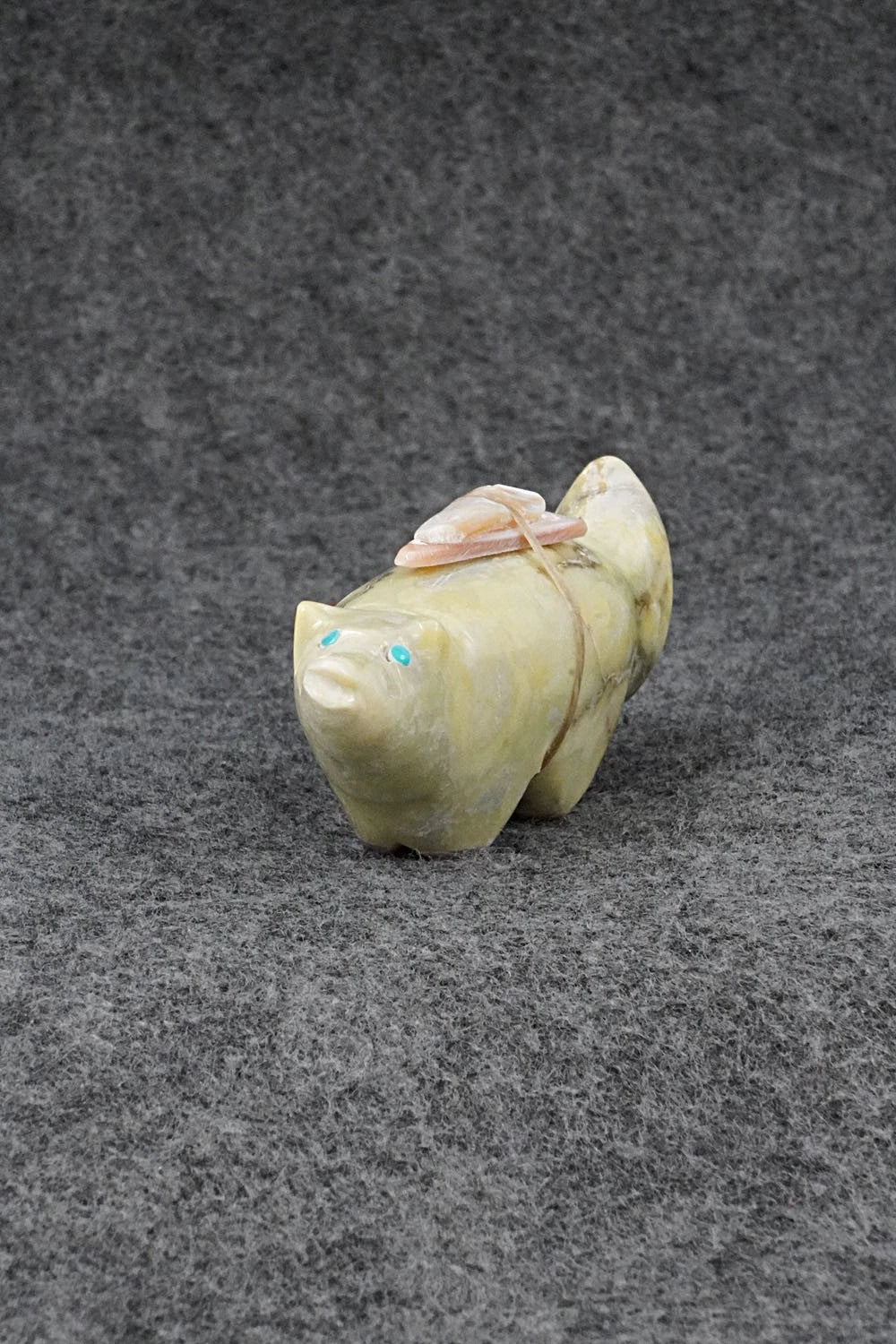 Wolf Zuni Fetish Carving - Delvin Leekya