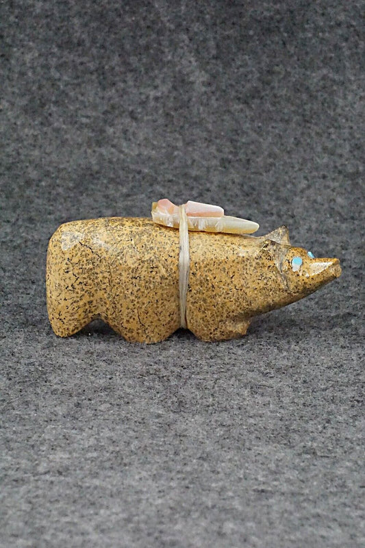 Wolf Zuni Fetish Carving - Delvin Leekya