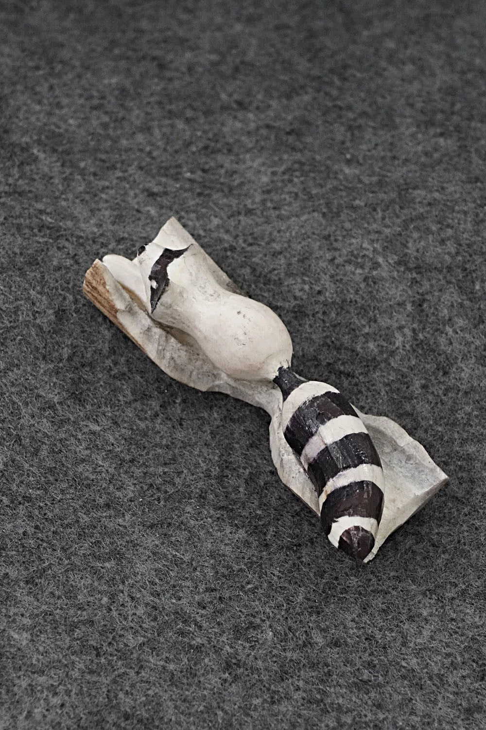 Raccoon Zuni Fetish Carving - Ruben Najara