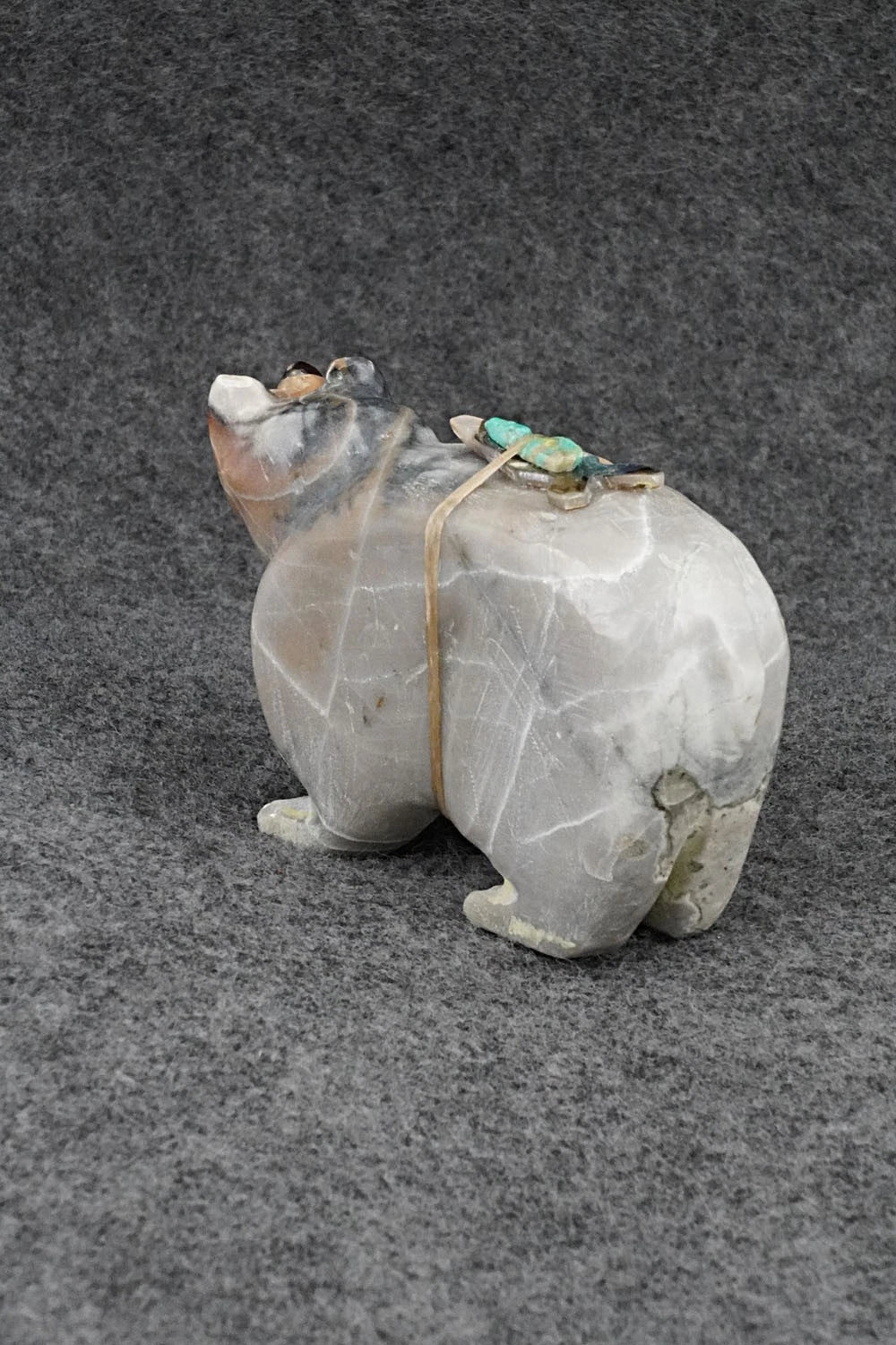 Bear Zuni Fetish Carving - Freddie Leekya