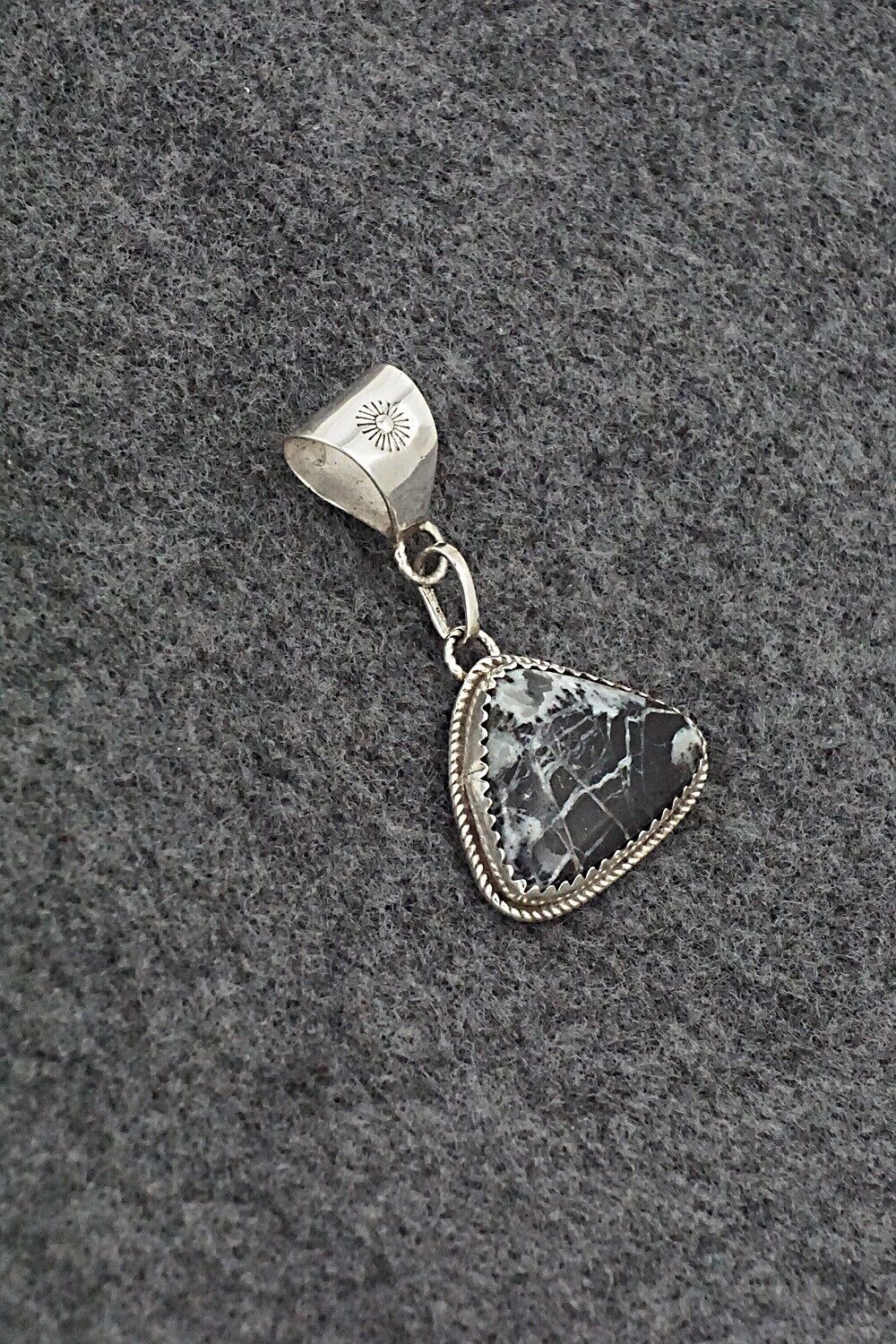 White Buffalo & Sterling Silver Pendant - Ernest Hawthorne