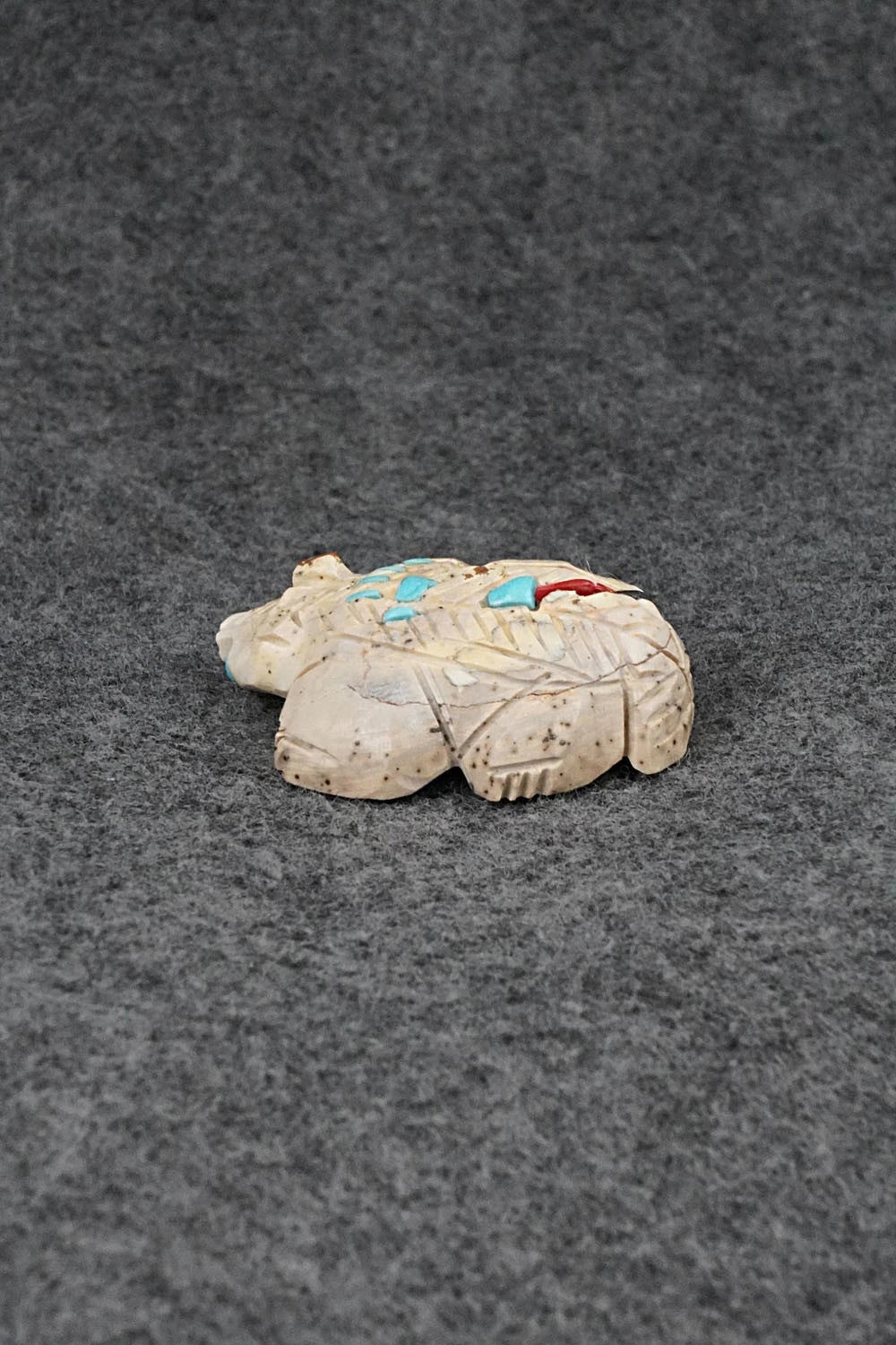 Badger Zuni Fetish Carving - Dannette Laate
