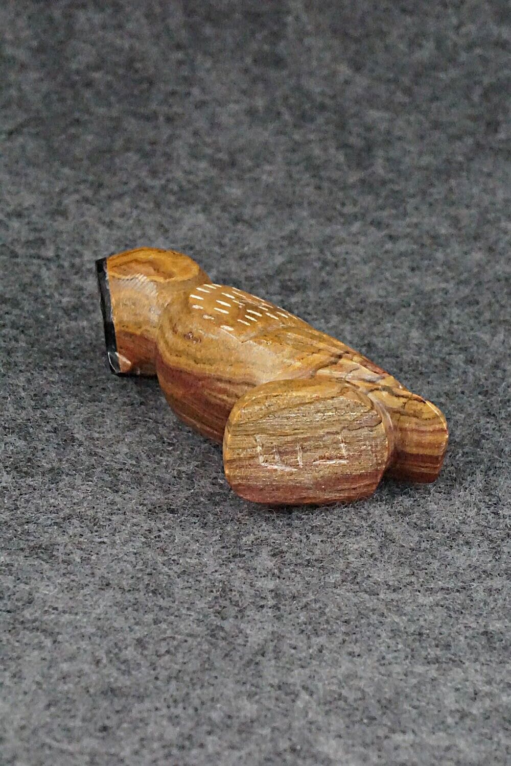 Owl Zuni Fetish Carving - Enrike Leekya