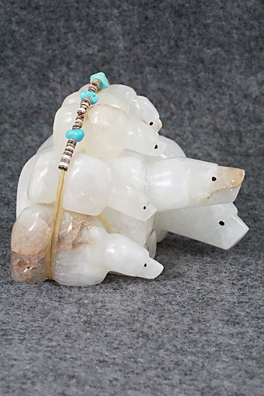 Bear Zuni Fetish Carving - Ed Lementino