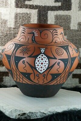 Zuni Pottery - Darla Westika