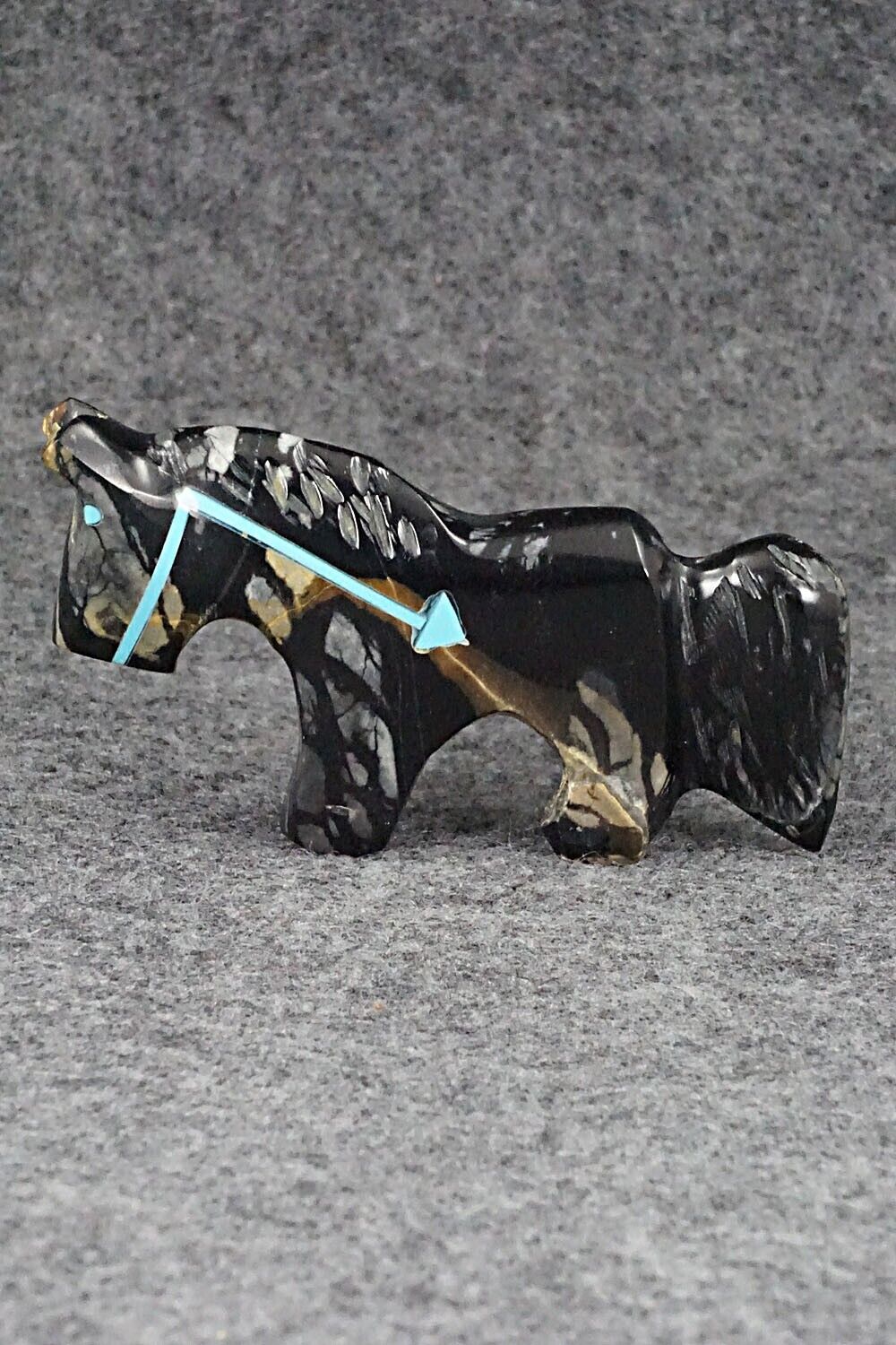 Horse Zuni Fetish Carving - Rodney Laiwakete