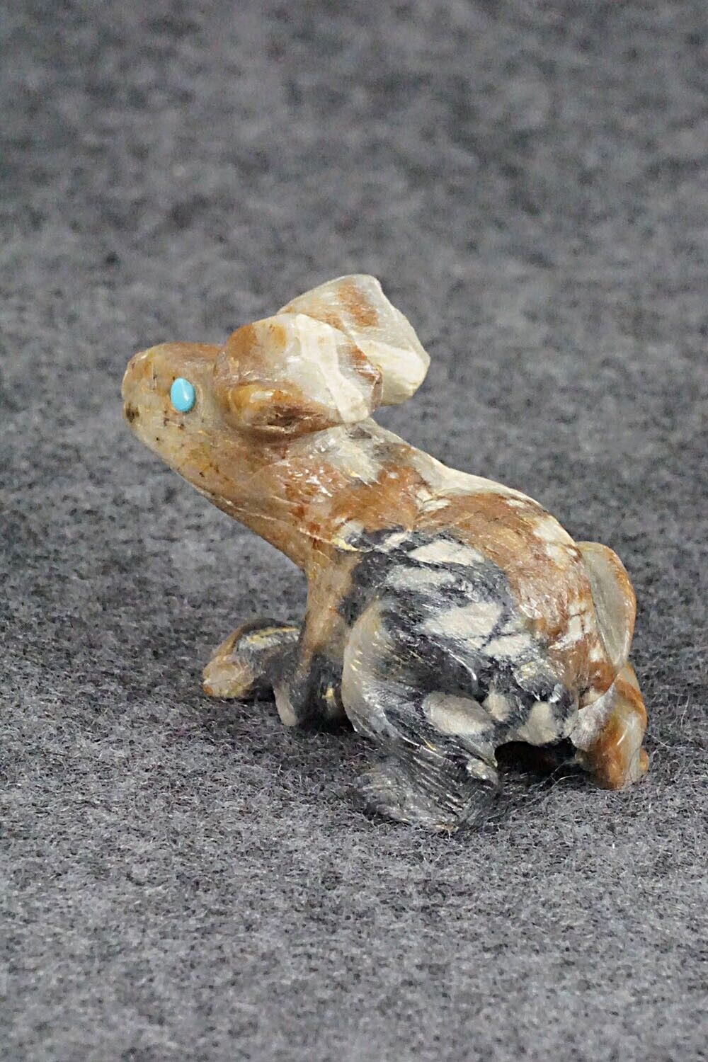 Rabbit Zuni Fetish Carving - Dana Malani