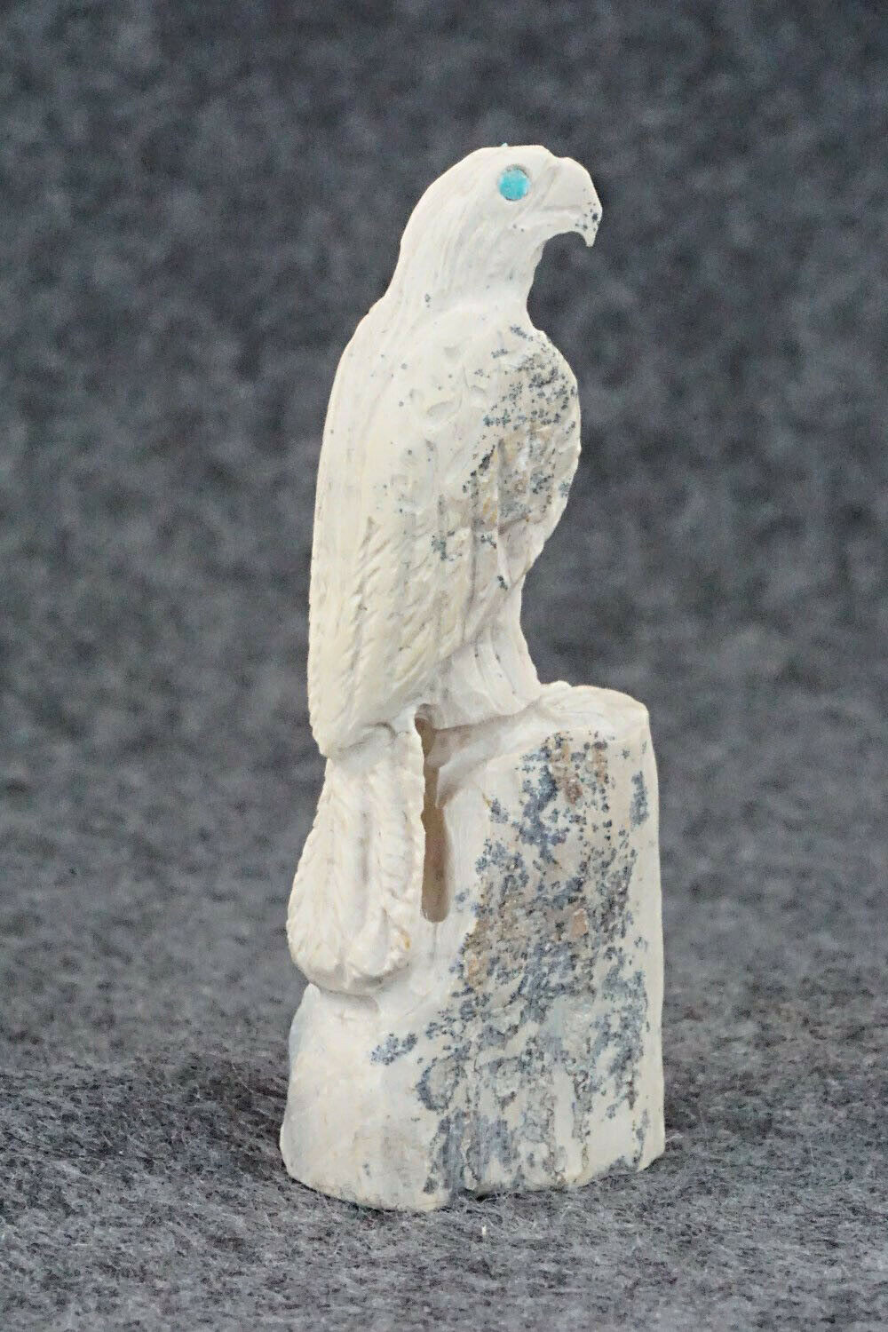 Eagle Zuni Fetish Carving - Fenton Luna