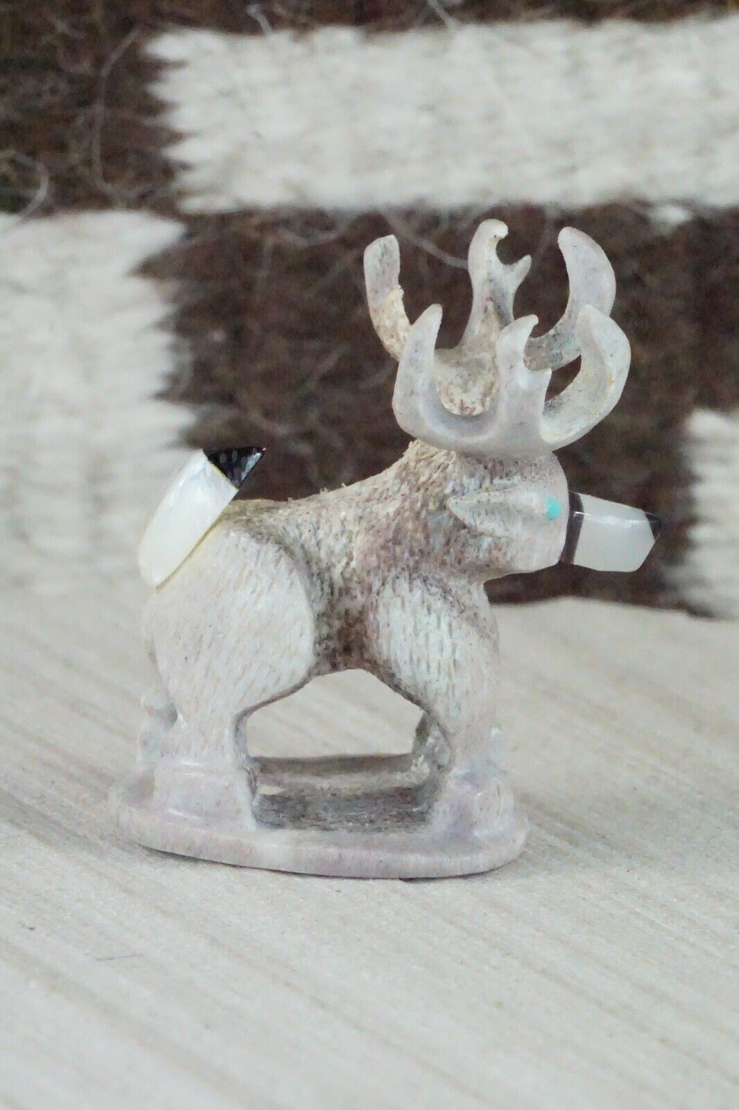 Deer Zuni Fetish Carving - Sullivan Shebola