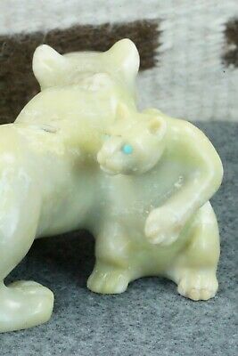 Mountain Lion Zuni Fetish Carving - Albert Eustace