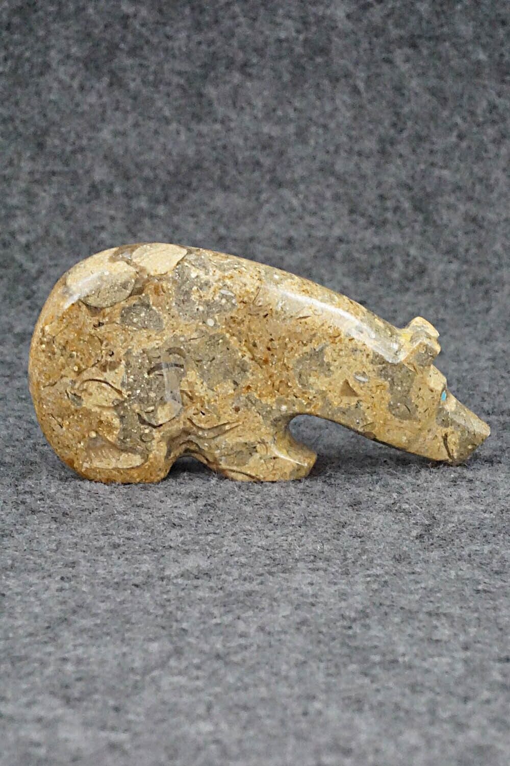 Bear Zuni Fetish Carving - Rodney Laiwakete