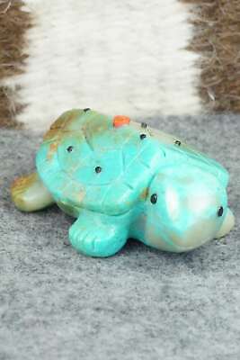 Turtle Zuni Fetish Carving - Reynold Lunasee