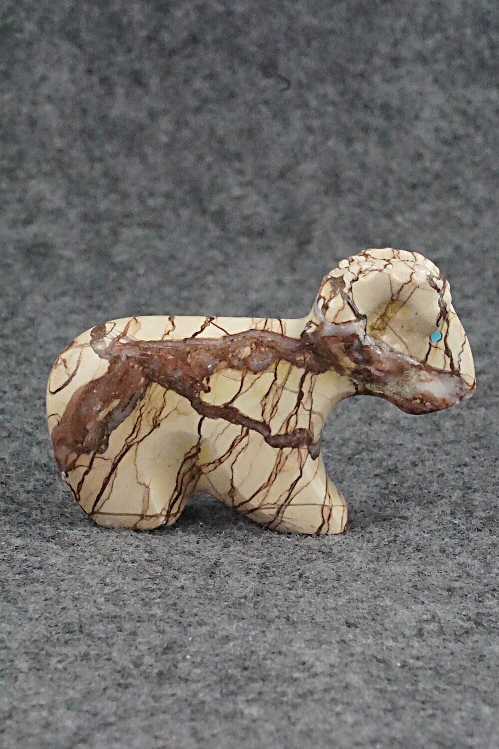 Ram Zuni Fetish Carving - Rodney Laiwakete