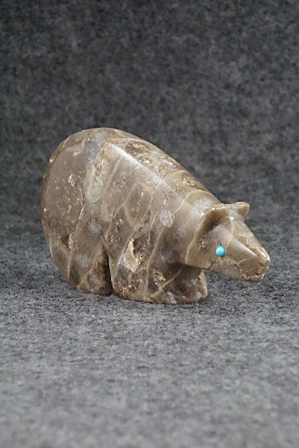 Bear Zuni Fetish Carving - Ronnie Lunasee